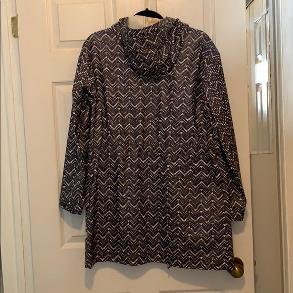 Silver Icing Rain Coat - Picture 5 of 8